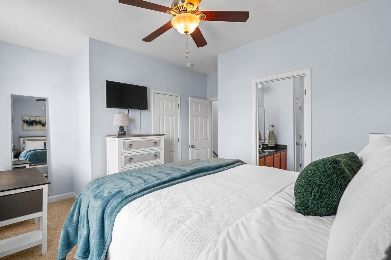 3500 Alexandria Ave. Photo 20