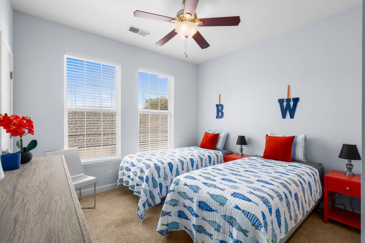 3500 Alexandria Ave. Photo 25