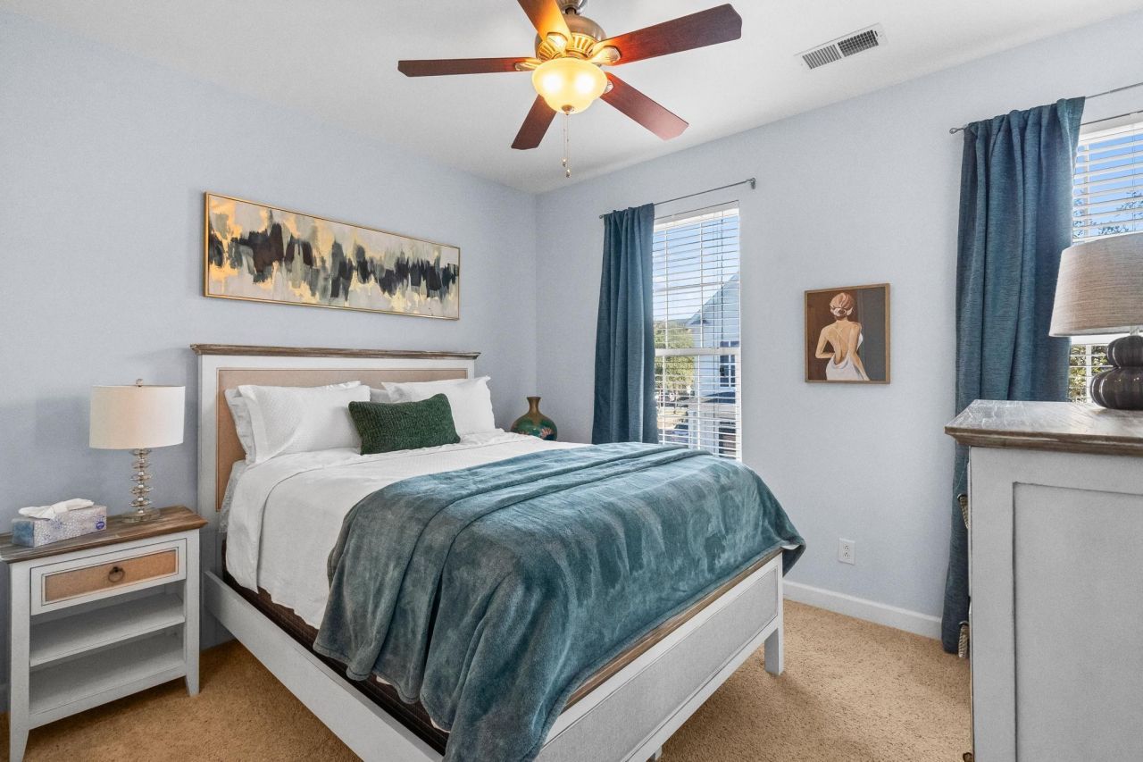 3500 Alexandria Ave. Photo 8