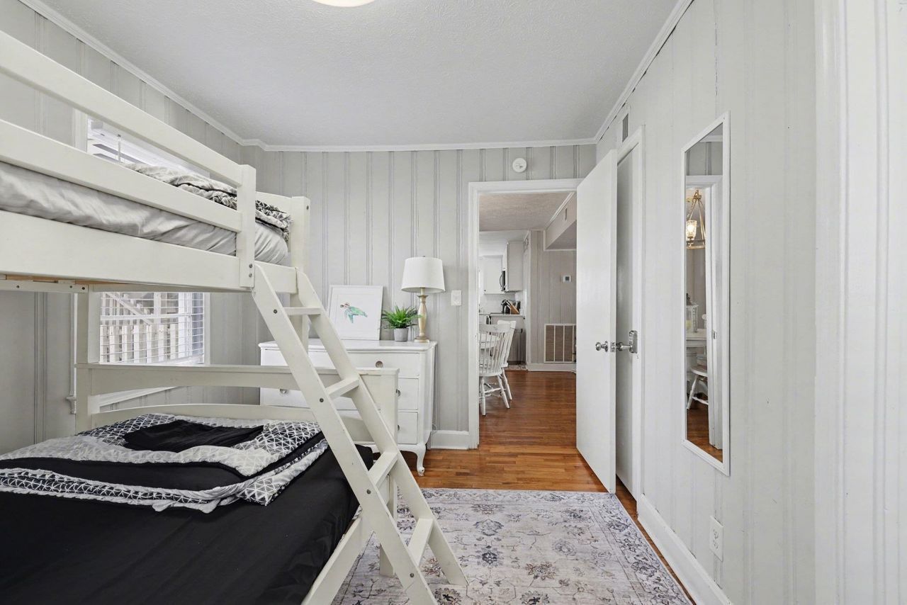 6210 Nixon St. Photo 17