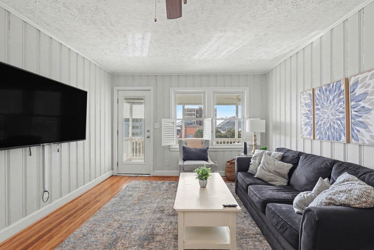 6210 Nixon St. Photo 23