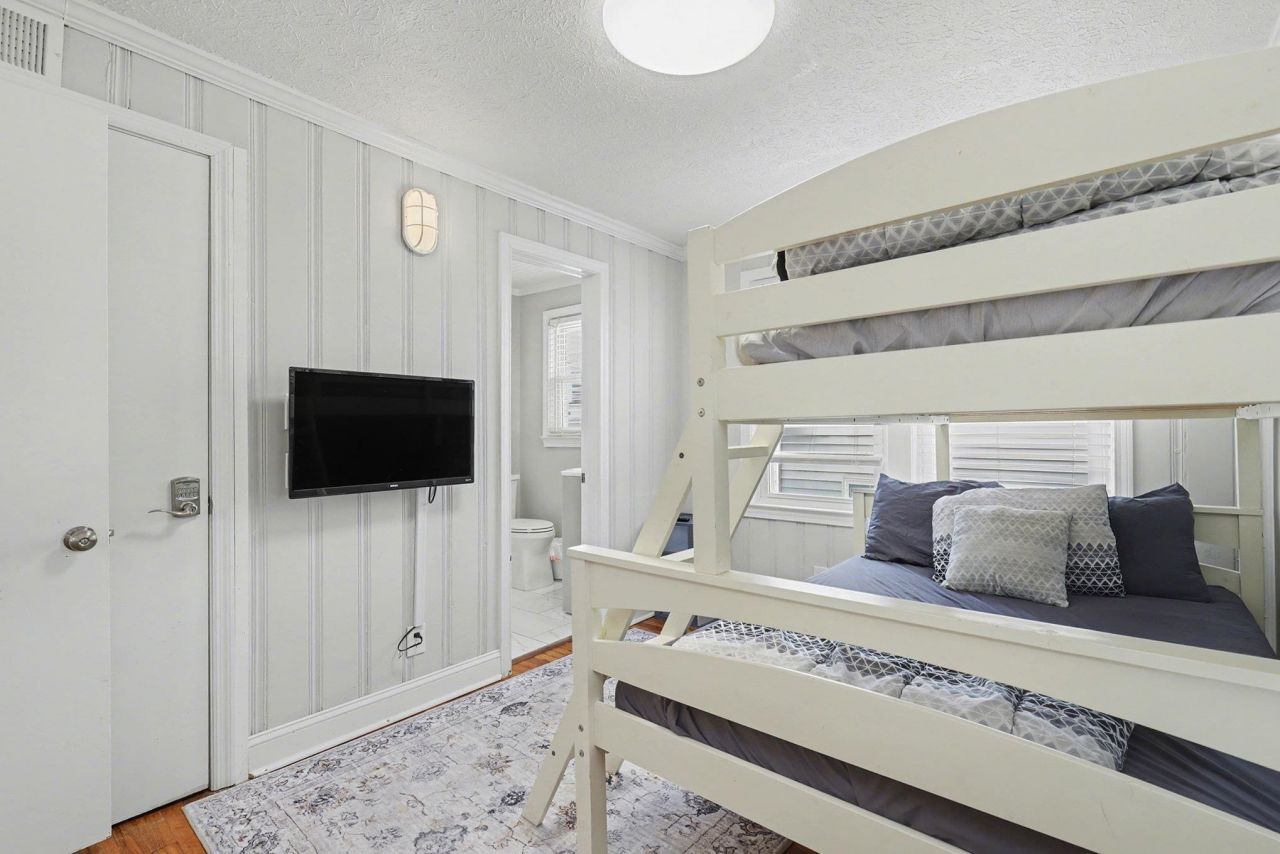 6210 Nixon St. Photo 29