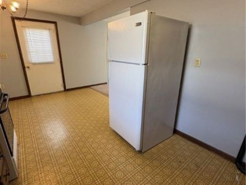 17974 1st Street, Beloit, OH 44609 Photo 6