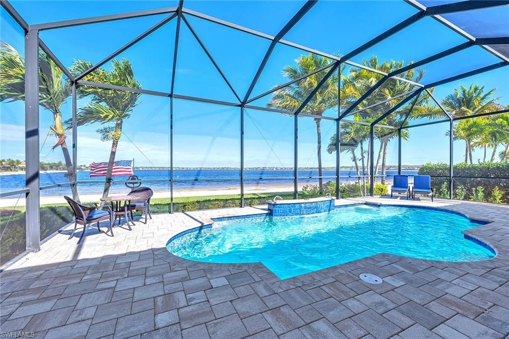 9087 Breakwater Dr, Naples, FL 34120 Photo