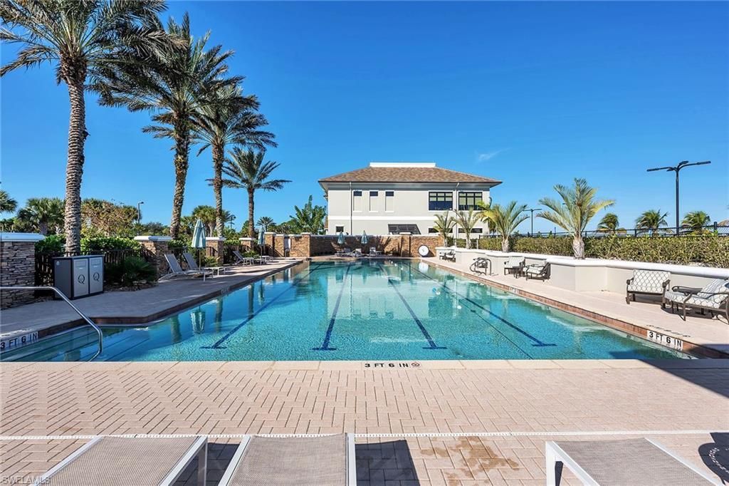 9087 Breakwater Dr, Naples, FL 34120 Photo