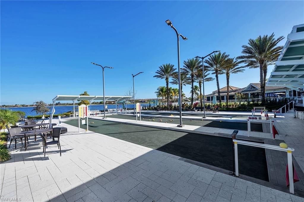 9087 Breakwater Dr, Naples, FL 34120 Photo