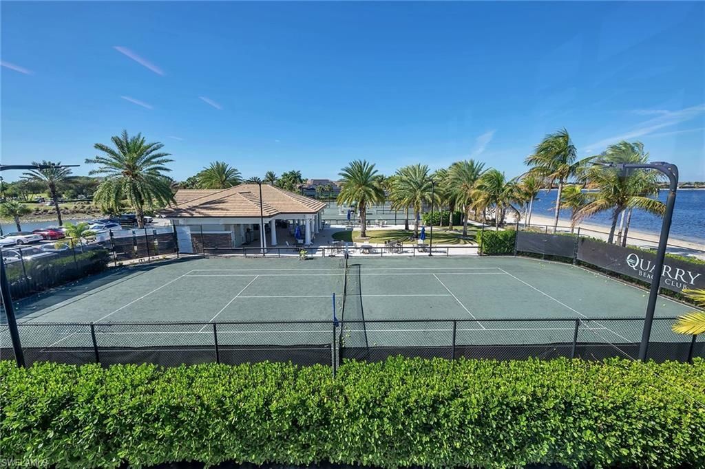 9087 Breakwater Dr, Naples, FL 34120 Photo