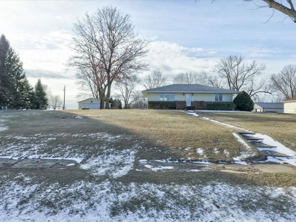 709 E 2nd Street, Woodward, IA 50276