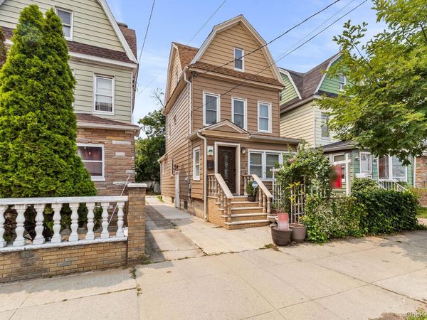 11748 140th Street, Jamaica, NY 11436