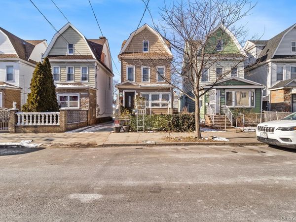 11748 140th Street, Jamaica, NY 11436