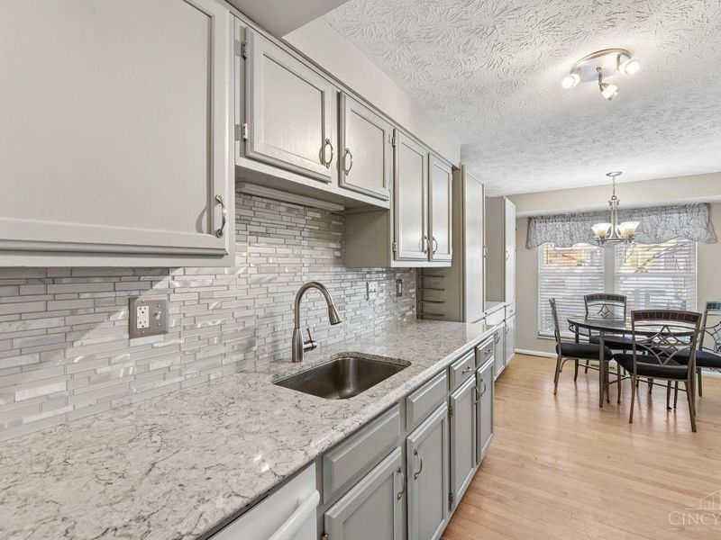 3030 Stratford Court, Loveland, OH 45140 Photo 12