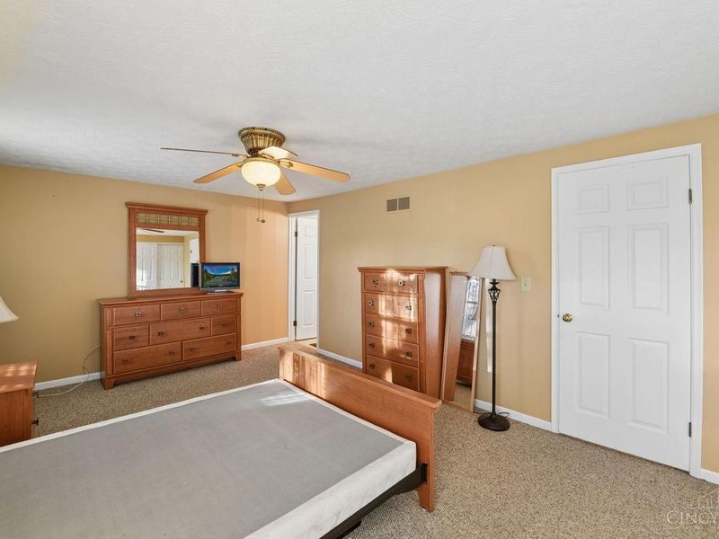 3030 Stratford Court, Loveland, OH 45140 Photo 31