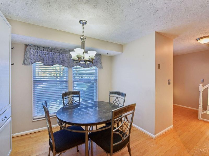 3030 Stratford Court, Loveland, OH 45140 Photo 6