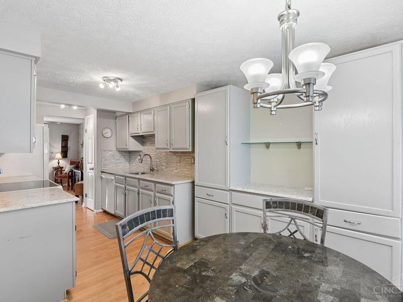 3030 Stratford Court, Loveland, OH 45140 Photo 8