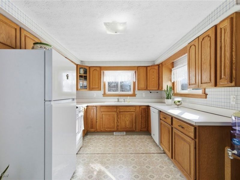 4454 S Ridge Road, Perry, OH 44081 Photo 10