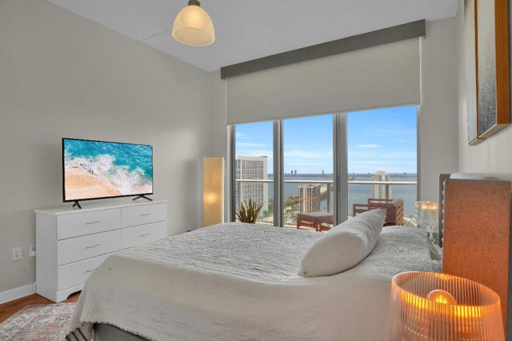 3470 E Coast Ave Avenue, Unit H2710, Miami, FL 33137 Photo