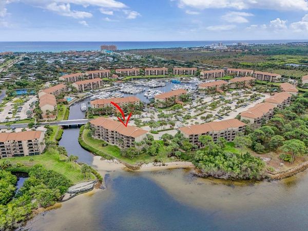 1801 Marina Isle Way, Unit 502, Jupiter, FL 33477