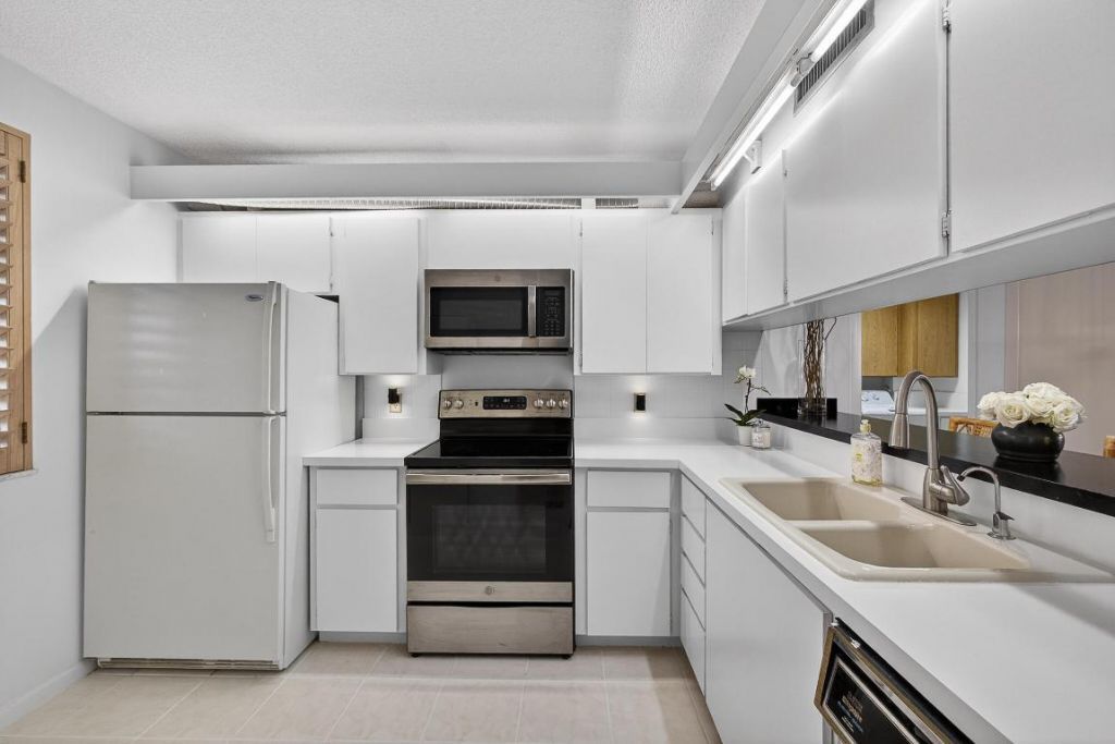 1801 Marina Isle Way, Unit 502, Jupiter, FL 33477 Photo