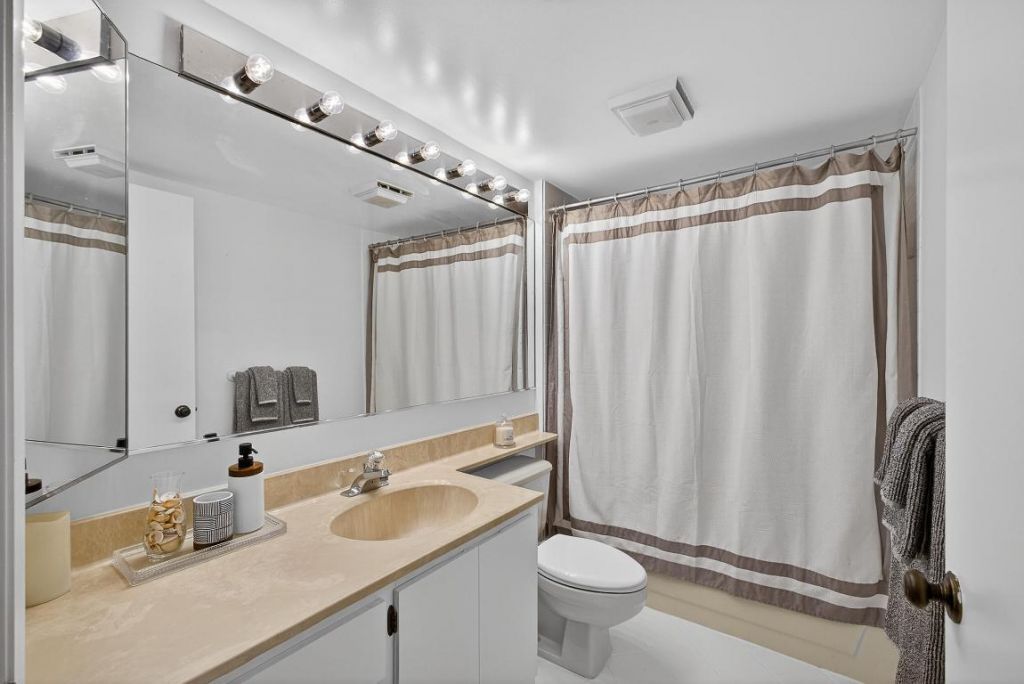 1801 Marina Isle Way, Unit 502, Jupiter, FL 33477 Photo