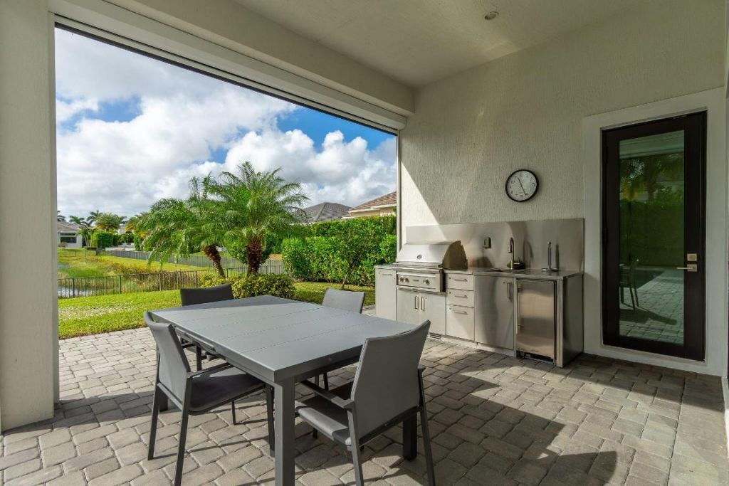 6950 NW 27th Avenue, Boca Raton, FL 33496 Photo