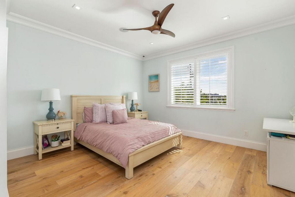 222 Arlington Road, West Palm Beach, FL 33405 Photo