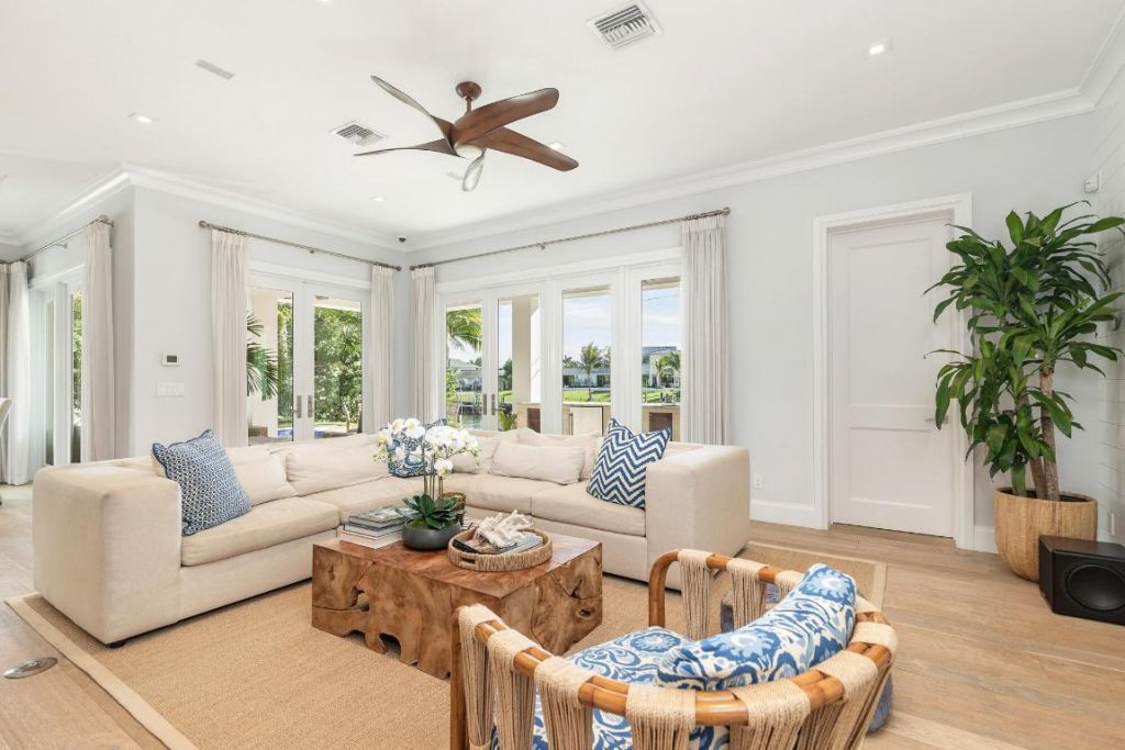 222 Arlington Road, West Palm Beach, FL 33405 Photo