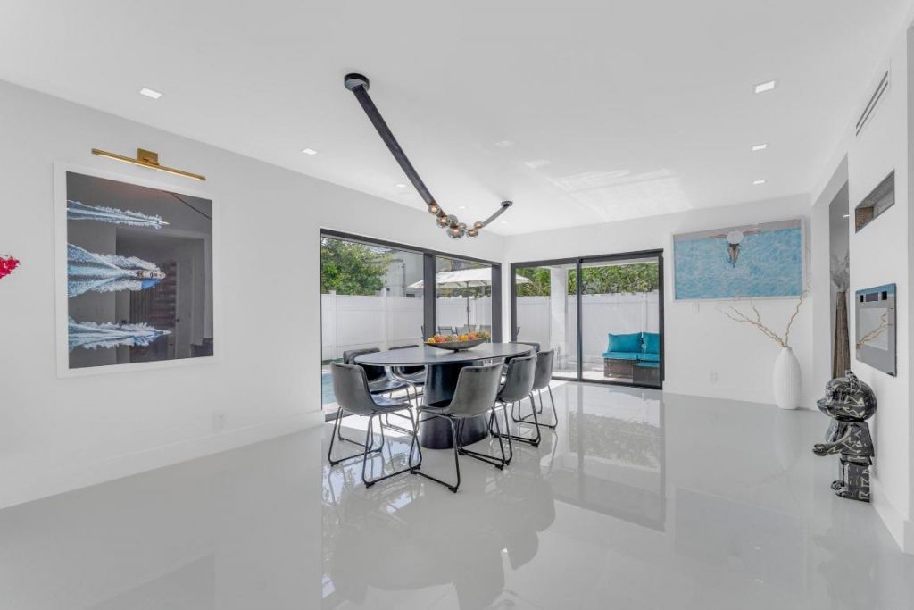 2724 N Ocean Boulevard, Fort Lauderdale, FL 33308 Photo