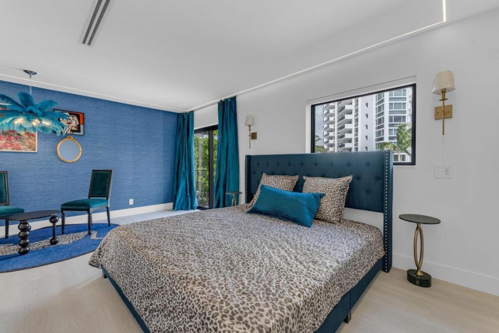 2724 N Ocean Boulevard, Fort Lauderdale, FL 33308 Photo