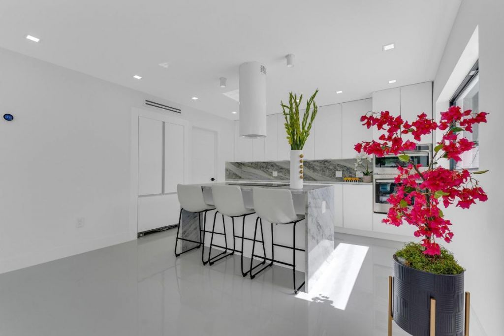 2724 N Ocean Boulevard, Fort Lauderdale, FL 33308 Photo