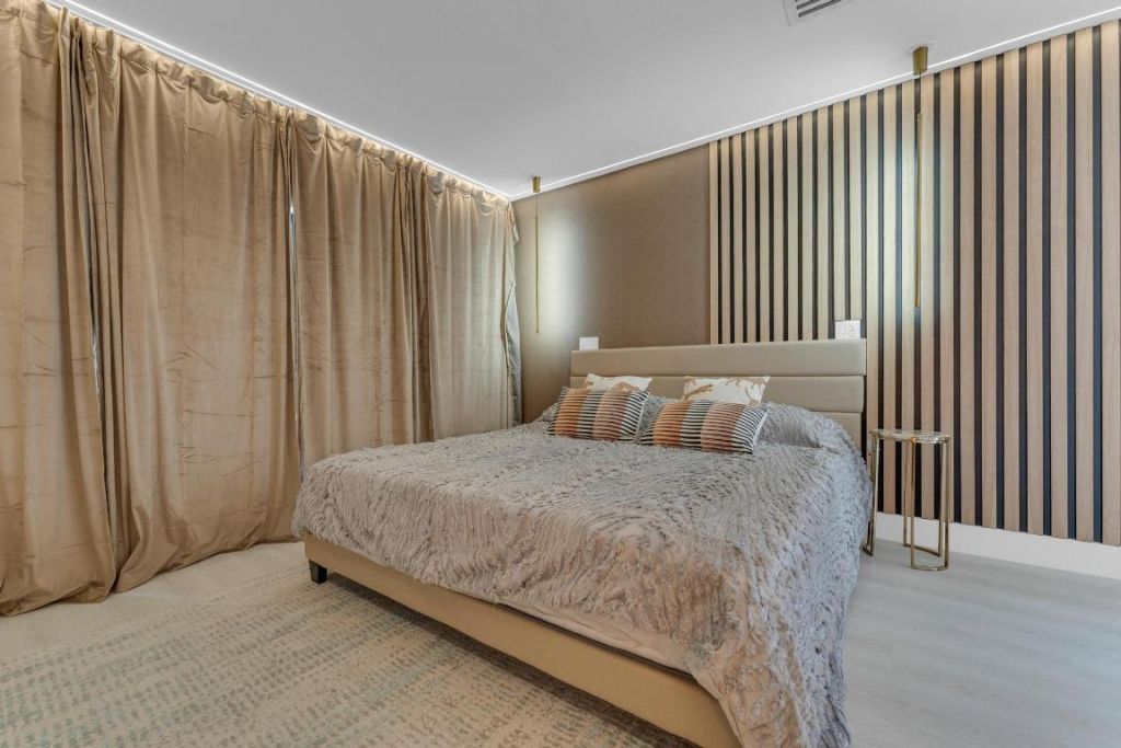 2724 N Ocean Boulevard, Fort Lauderdale, FL 33308 Photo