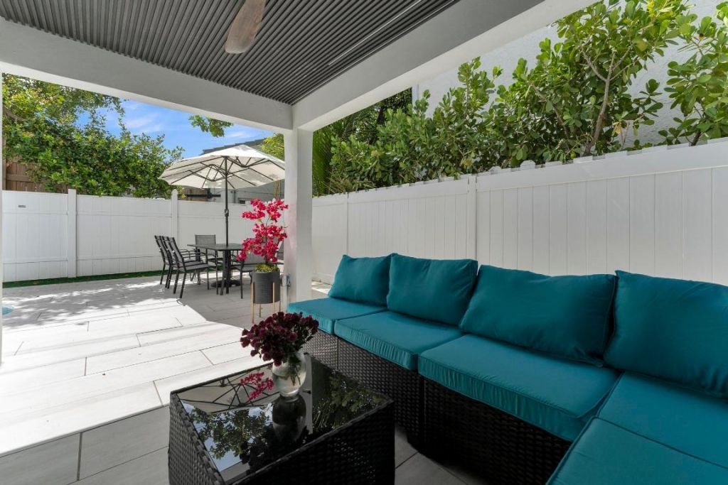 2724 N Ocean Boulevard, Fort Lauderdale, FL 33308 Photo