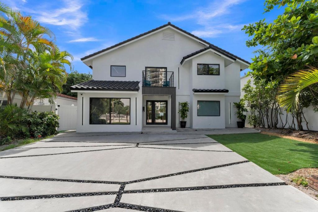 2724 N Ocean Boulevard, Fort Lauderdale, FL 33308 Photo