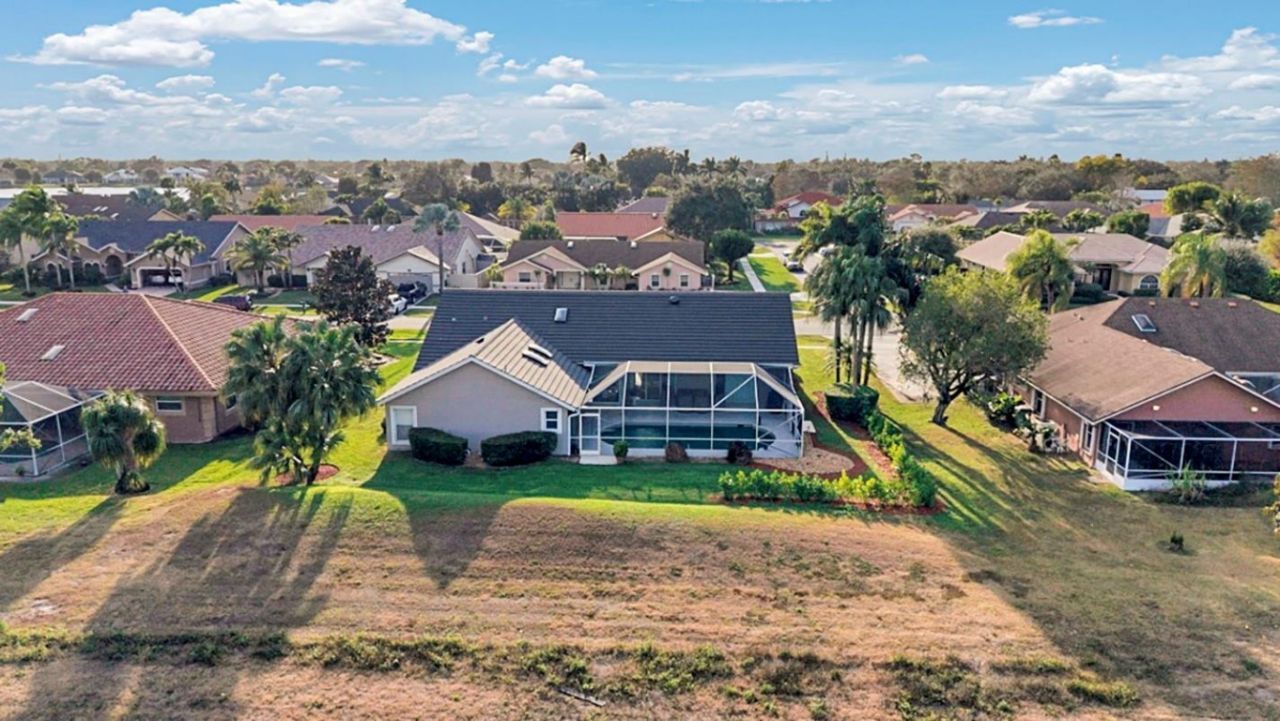 1656 Grantham Dr, Wellington, FL 33414 Photo