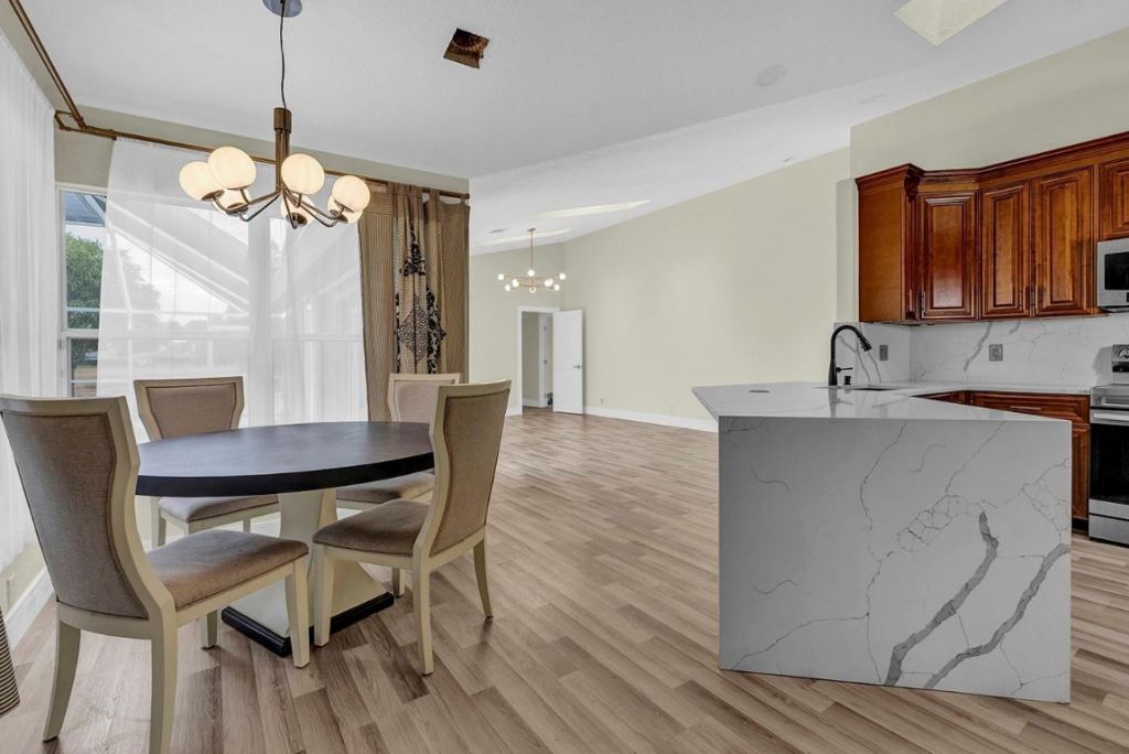 1656 Grantham Dr, Wellington, FL 33414 Photo