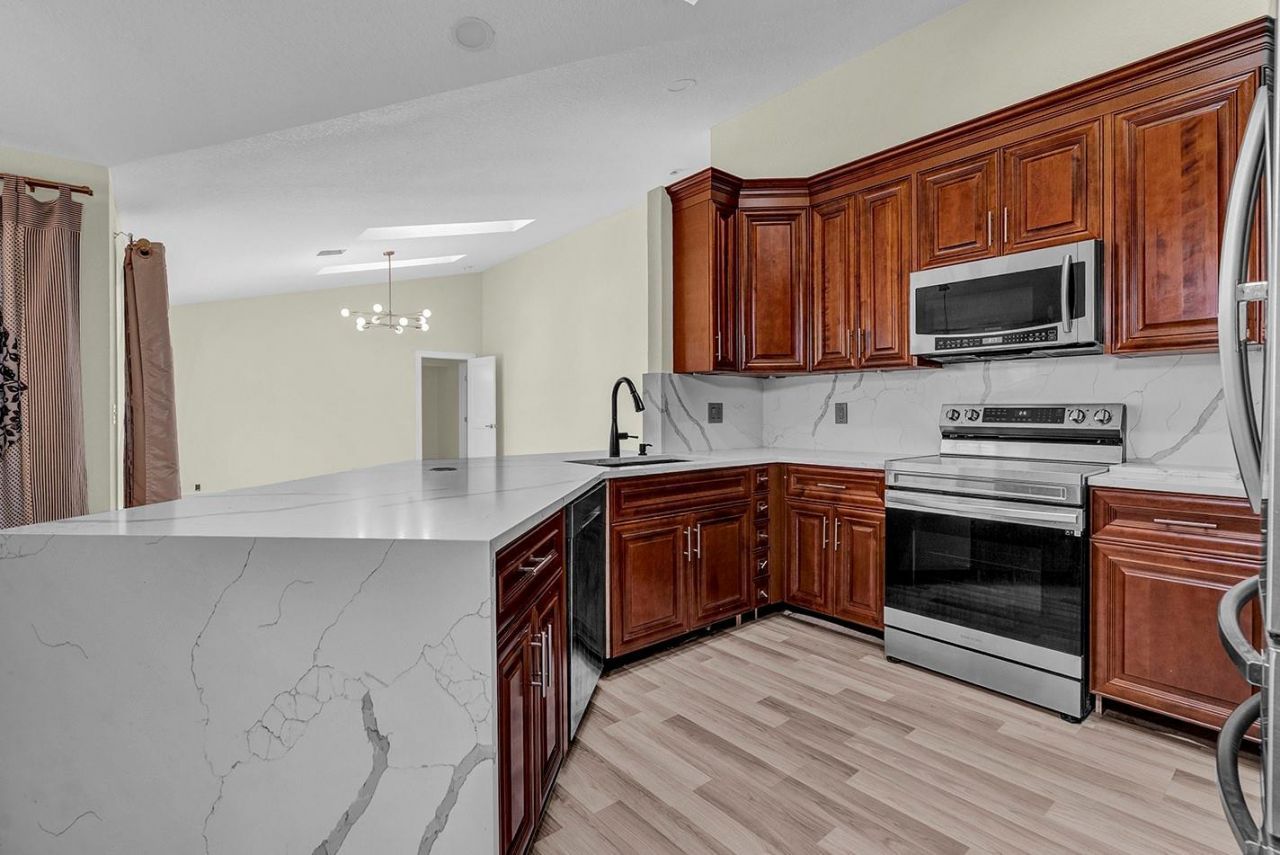 1656 Grantham Drive, Wellington, FL 33414 Photo