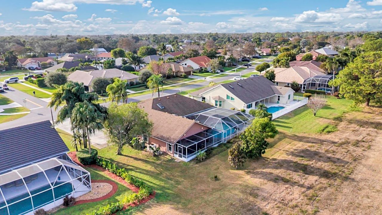 1656 Grantham Drive, Wellington, FL 33414 Photo