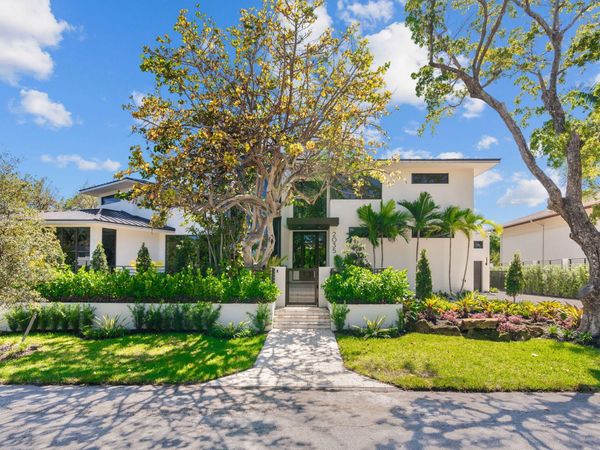 2035 Intracoastal Drive, Fort Lauderdale, FL 33305