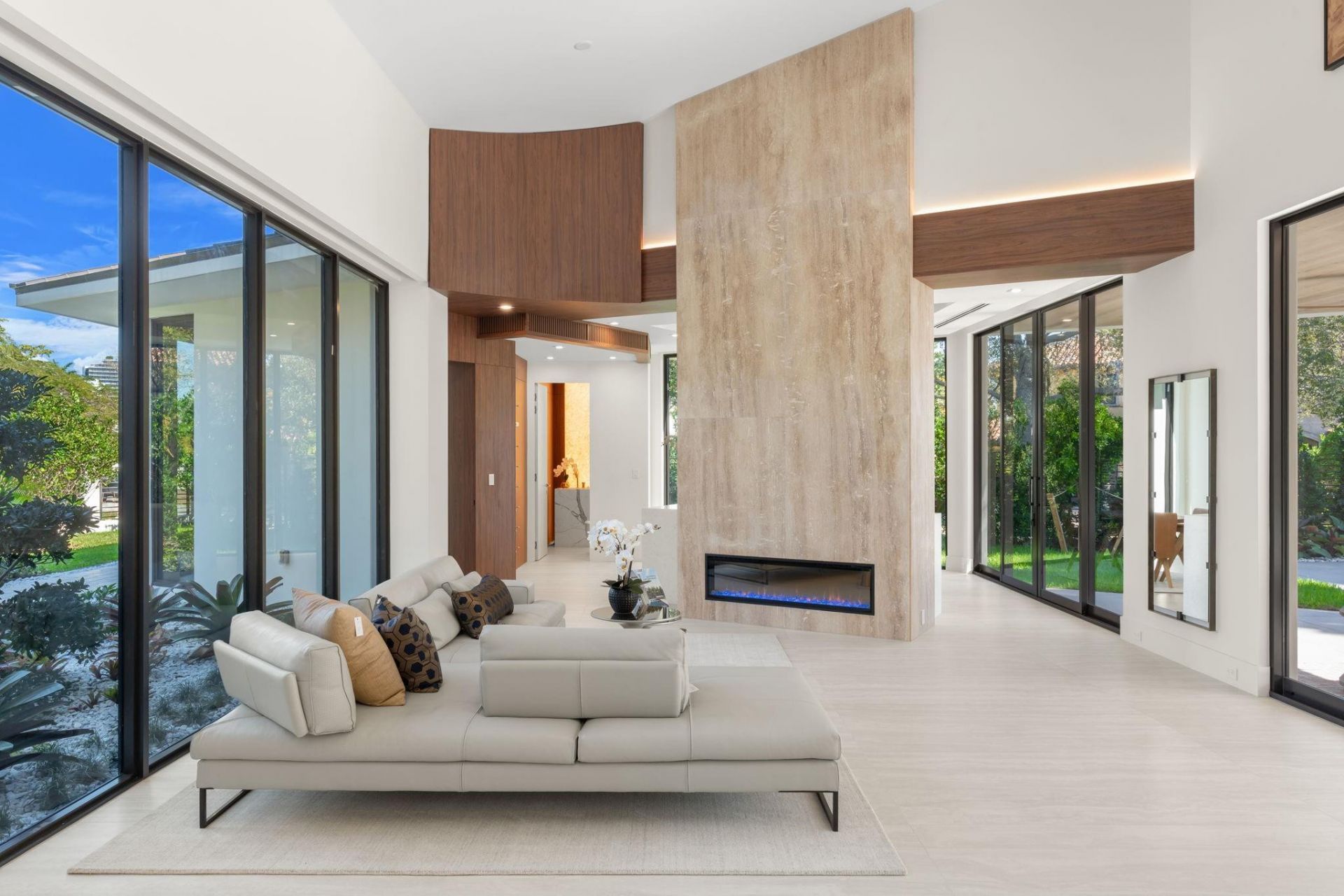 2035 Intracoastal Dr, Fort Lauderdale, FL 33305 Photo