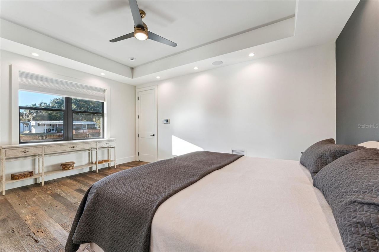 2072 Starboard Drive, Geneva, FL 32732 Photo