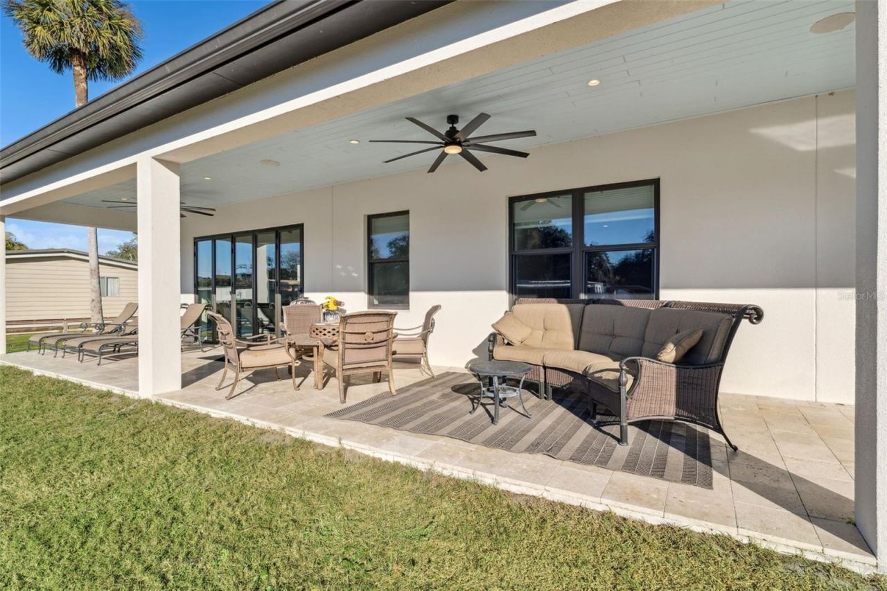 2072 Starboard Drive, Geneva, FL 32732 Photo