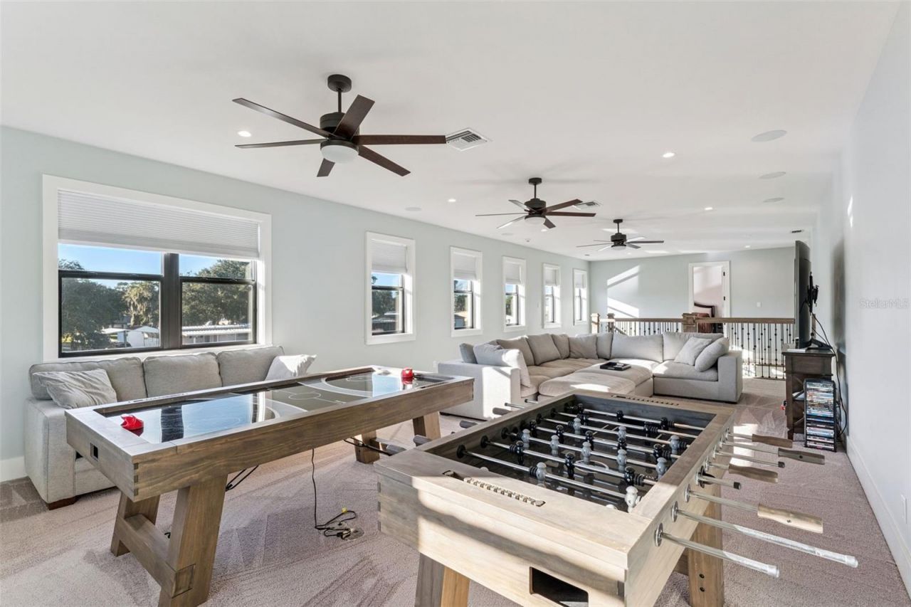 2072 Starboard Drive, Geneva, FL 32732 Photo