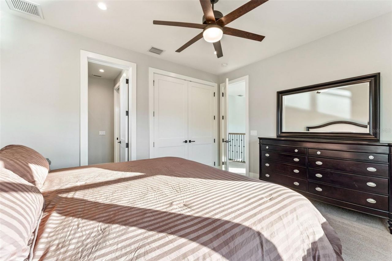 2072 Starboard Drive, Geneva, FL 32732 Photo