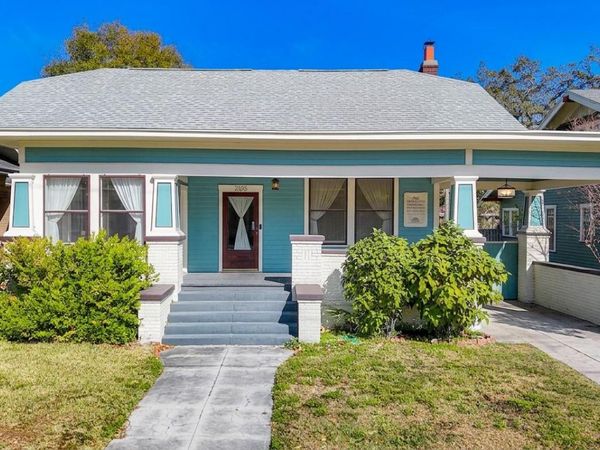 2105 W SOUTHVIEW AVENUE, TAMPA, FL 33606