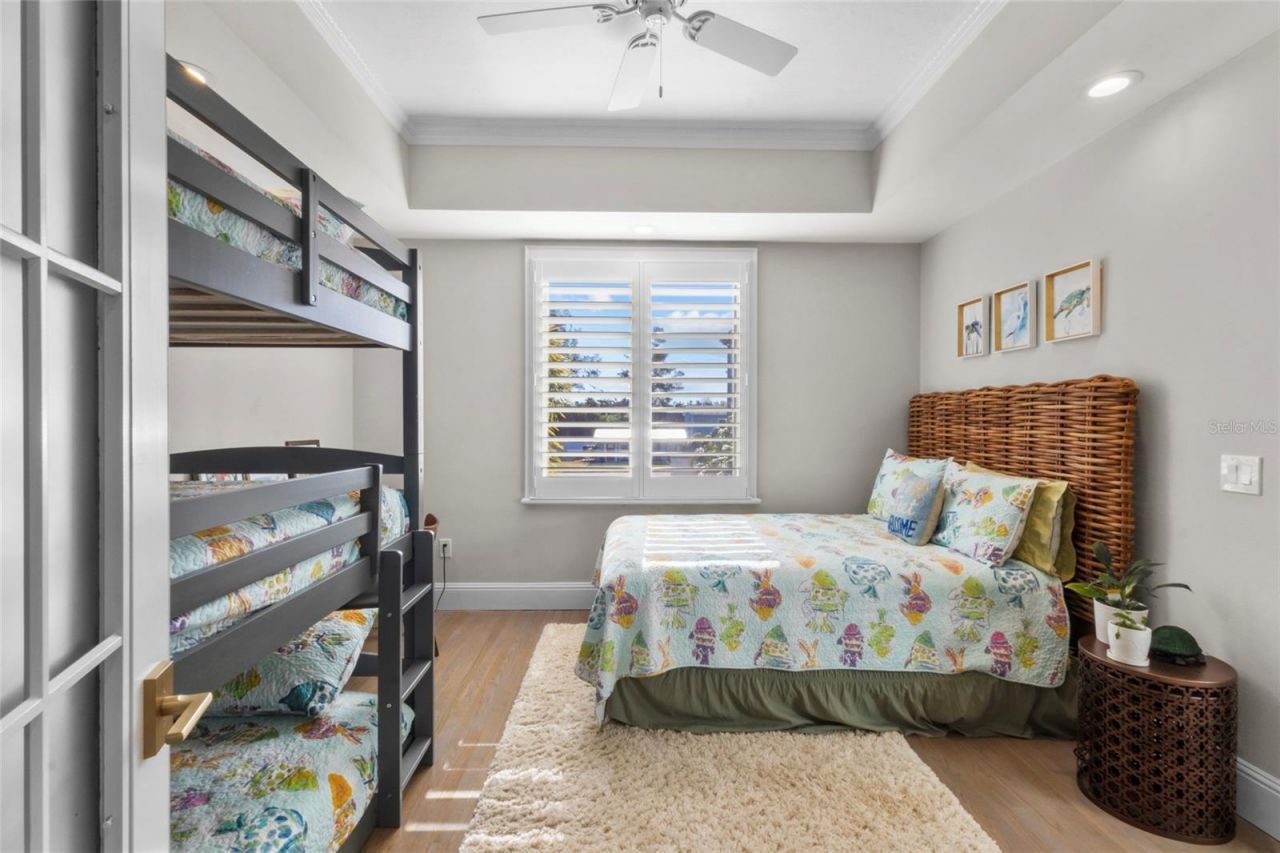 515 Forest Way, Longboat Key, FL 34228 Photo