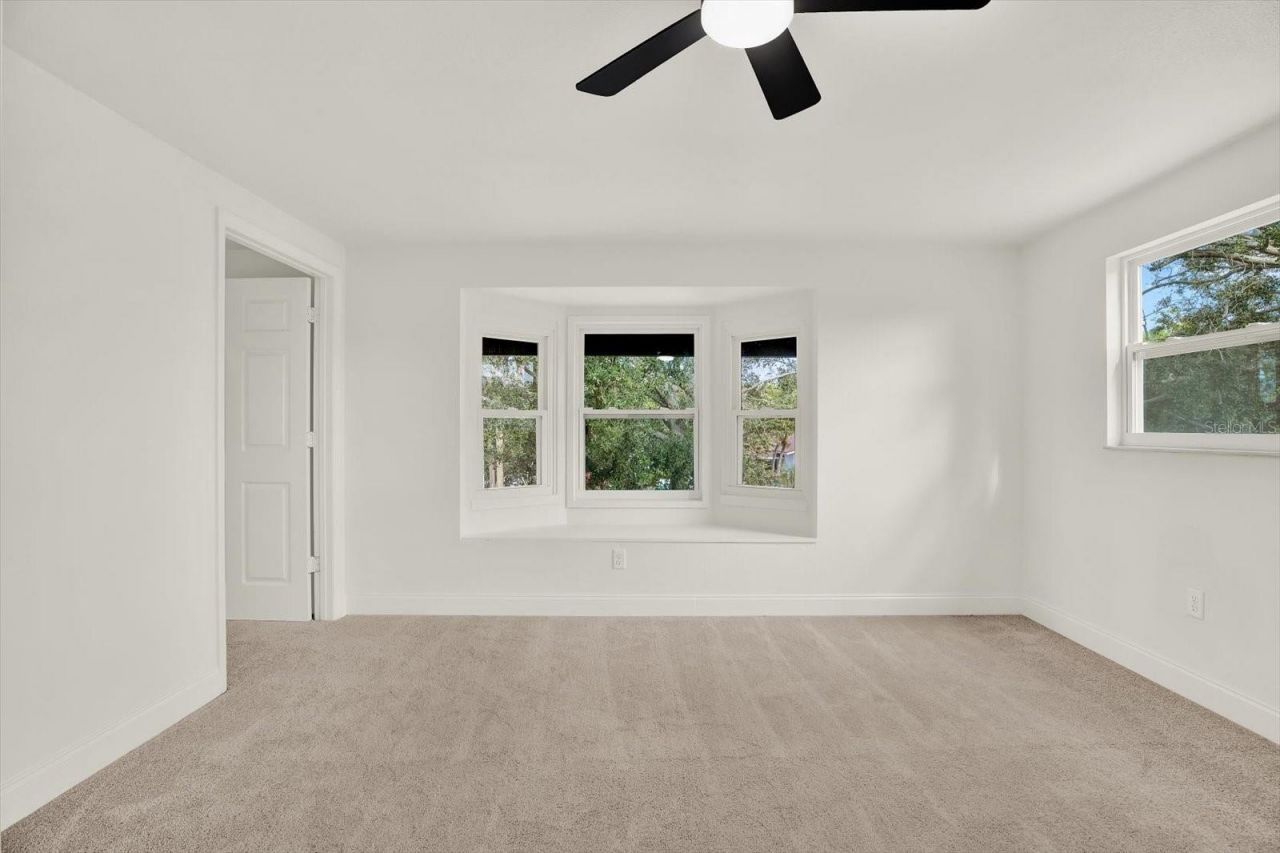 1810 Maryland Avenue Ne, Saint Petersburg, FL 33703 Photo