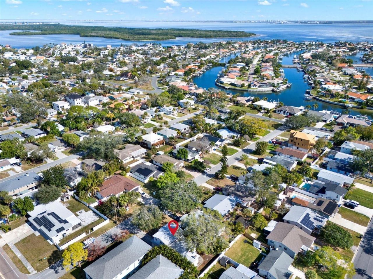 1810 Maryland Avenue Ne, Saint Petersburg, FL 33703 Photo