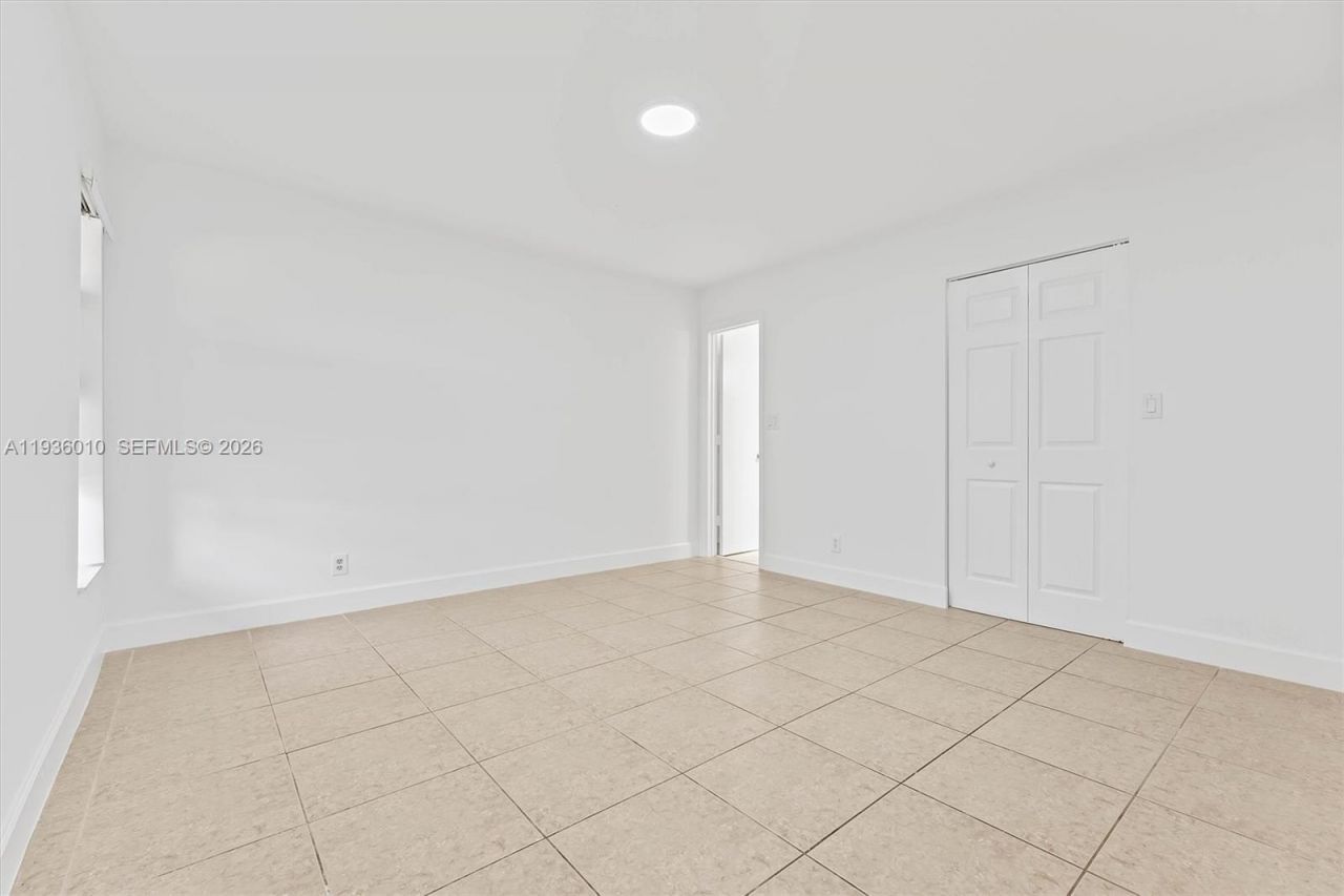 795 Banks Rd, Margate, FL 33063 Photo