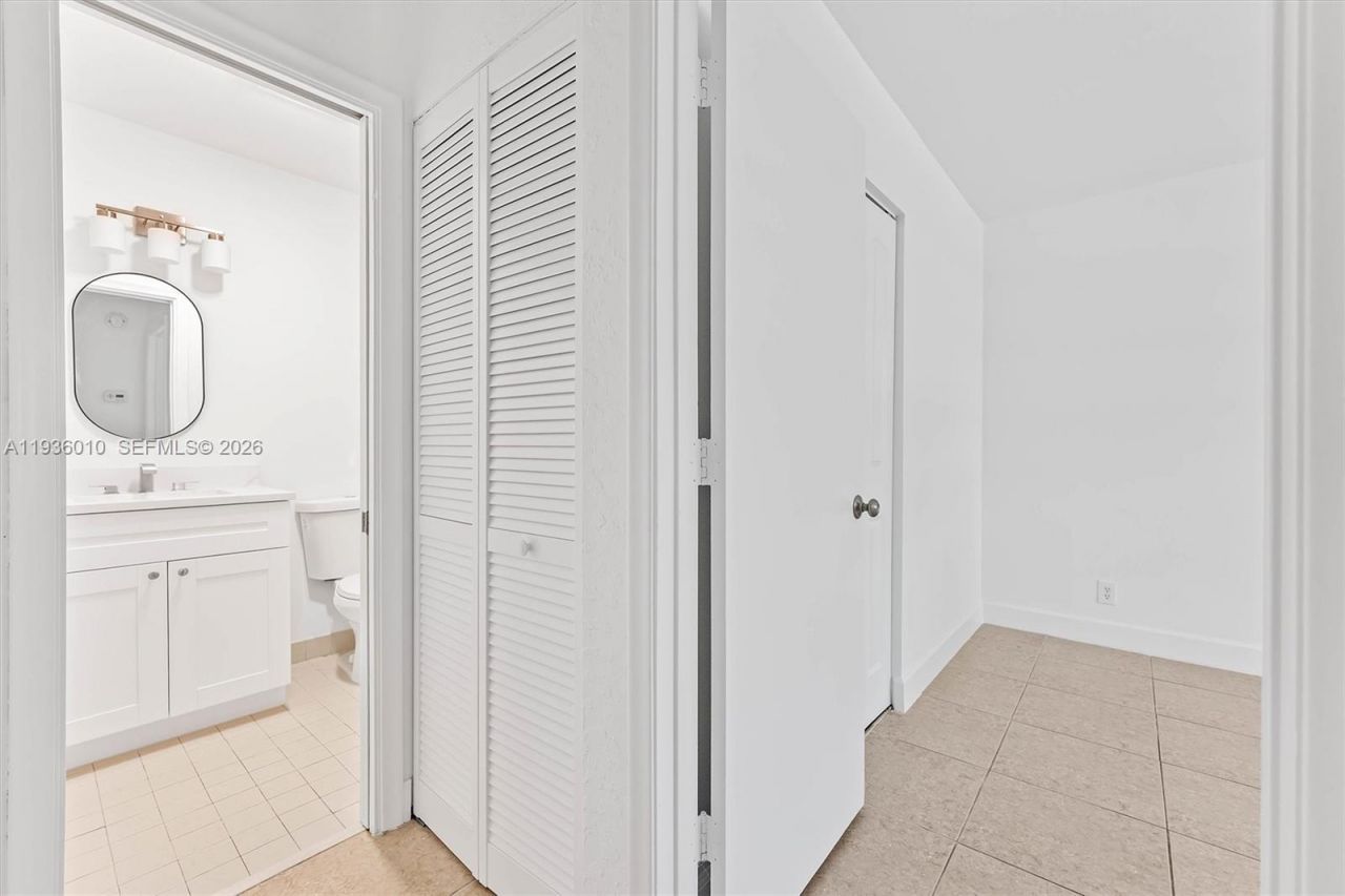 795 Banks Rd, Margate, FL 33063 Photo