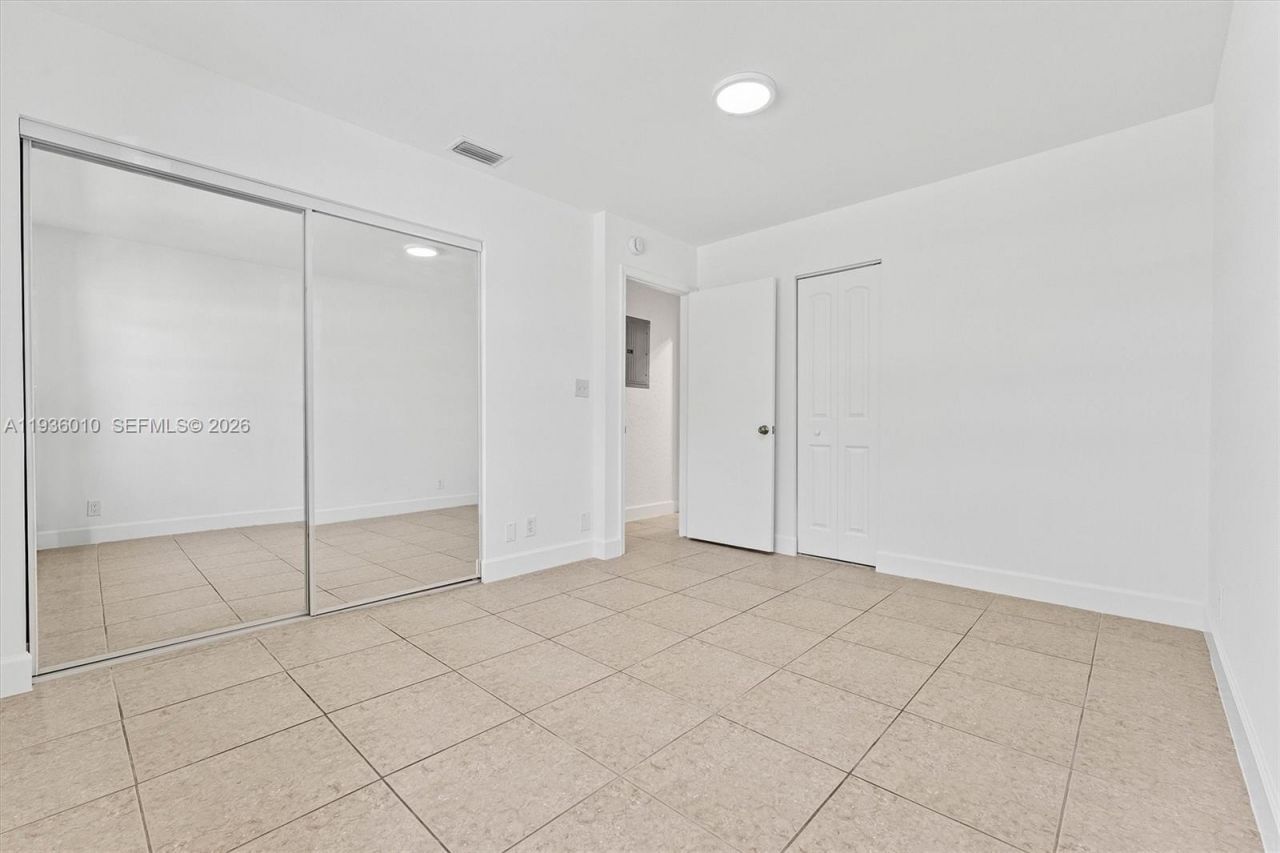 795 Banks Rd, Margate, FL 33063 Photo