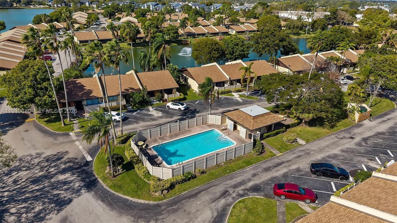 795 Banks Rd, Margate, FL 33063 Photo